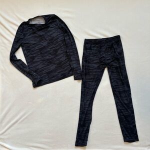 Cuddl Duds Black Camo Long Sleeve Shirt and Leggings Set
